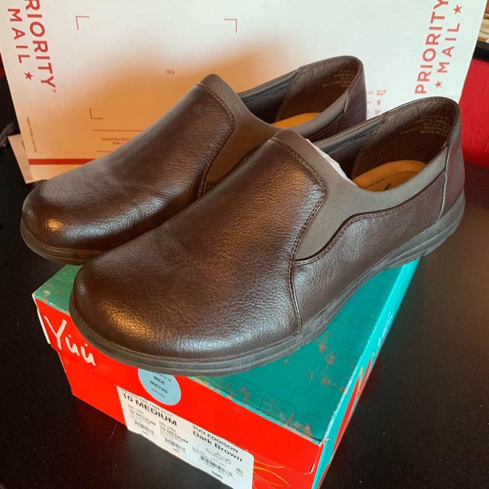 YUU shoes. Brand new